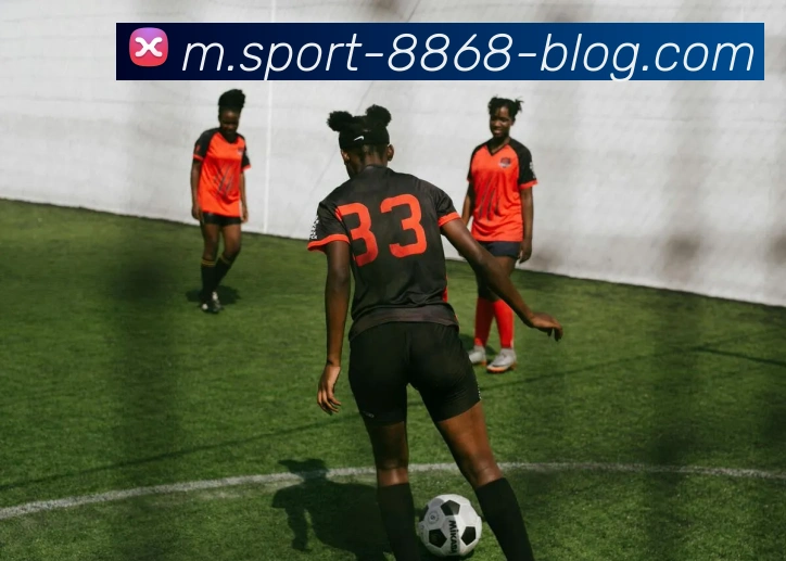 字母哥与浓眉可能离队国王超市开张与否交易截止日前的十大悬念解析